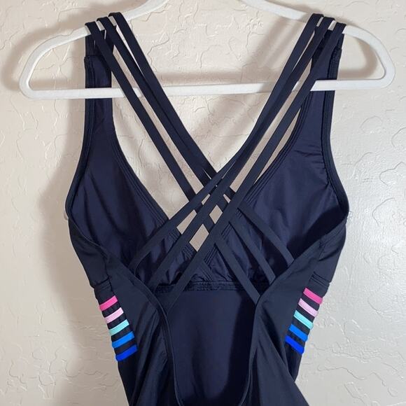 La Blanca Spectrum Multi Strap Cross Back One Piece  swimsuit - Picture 6 of 9